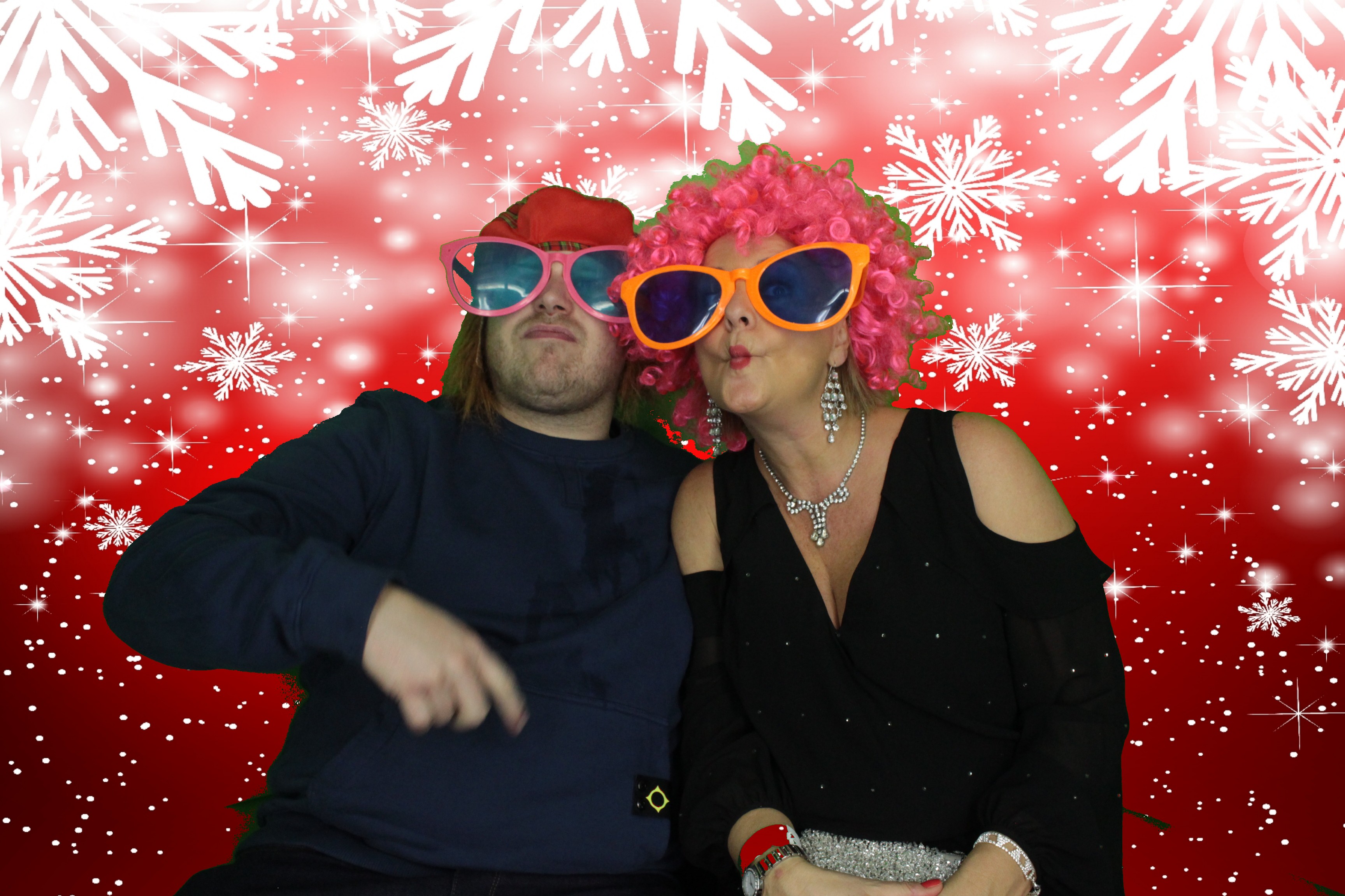 One Line Christmas Party | View more photos from the event at gallery.myphotoboothexperience.co.uk/u/MyPhotoBoothExperienceLtd/One-Line-Christmas-Party